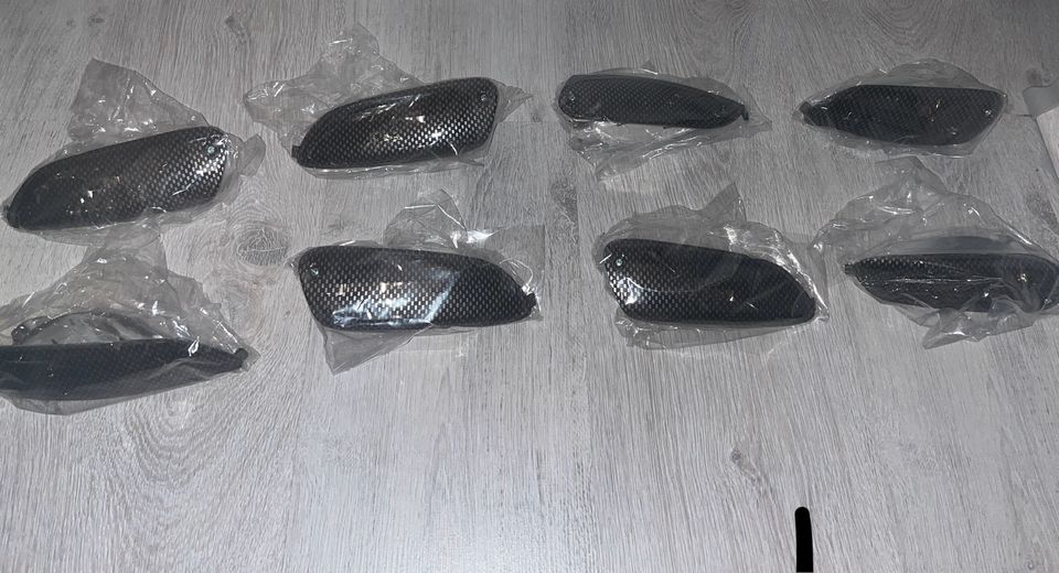 Aprilia SR 50 R Blinker Carbon Set Neu in Köln