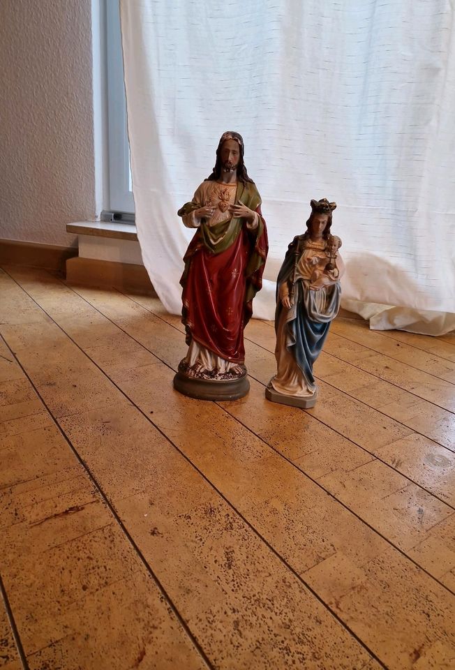 Christliche Figuren, Weihnachtsfiguren, Maria & Josef in Vlotho