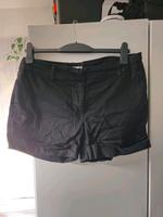 Schwarze Stoff Shorts vero moda gr 42 Nordrhein-Westfalen - Mönchengladbach Vorschau