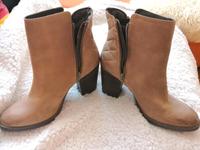 Steve Madden Halbstiefel beige Leder Damen Gr: 41-42 ( USA  Größe Bayern - Memmingen Vorschau