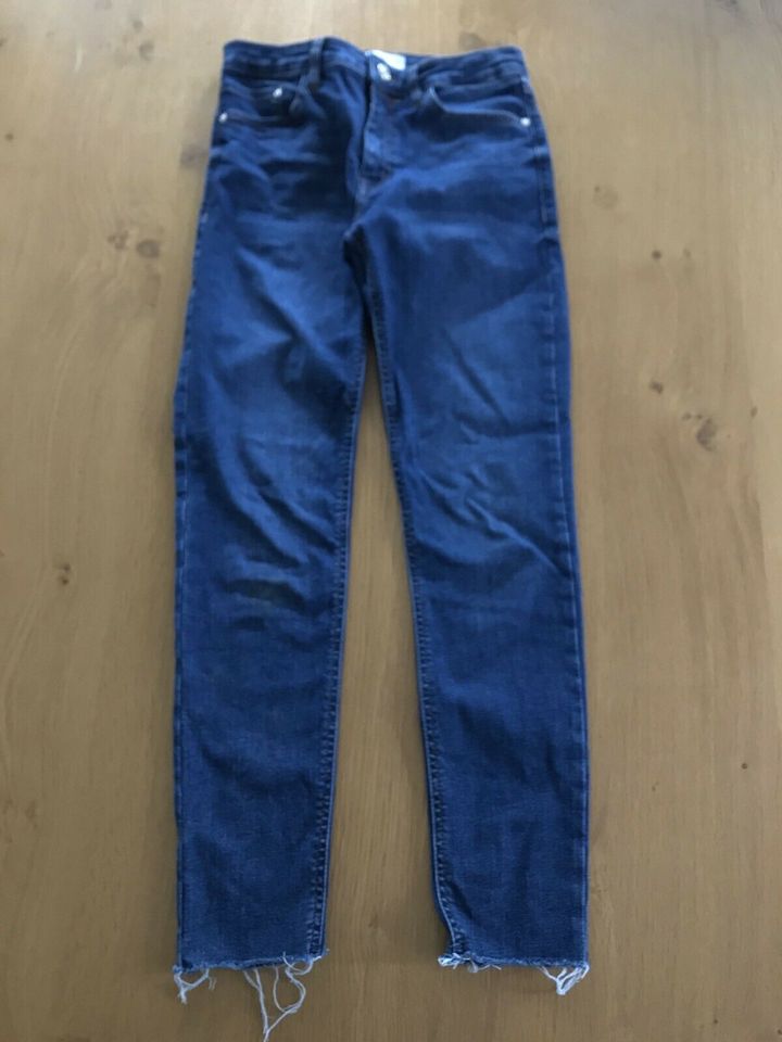 MANGO Demin  Jeans Gr. 36 in Schopfloch