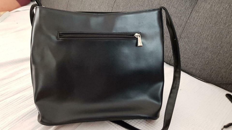 Top erhaltene Damen Handtasche in Dillingen (Saar)