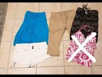 Kleiderpaket Damen gr. S m 36 38 Hotpants caprihose top bandeau Hessen - Rimbach Vorschau