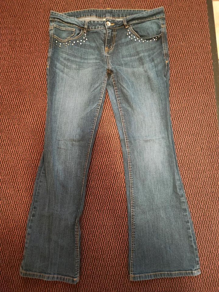 Damen Jeans Größe 33/32 Bootcut in Breiholz