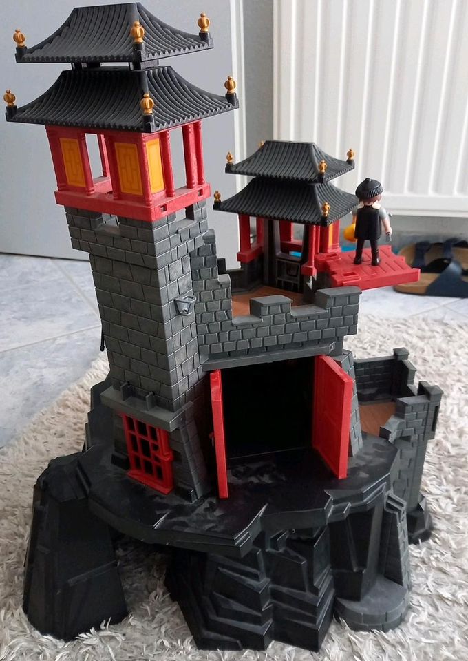 Playmobil Ritterburg mit Diy Lampe in Lünen