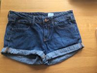 Shorts Kurze Hose Jeans von H&M Gr.36 Nordrhein-Westfalen - Jülich Vorschau