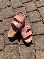UGG Leder Sandalen/ Schlüpfschuhe Rosa Größe 38,5 Hamburg - Altona Vorschau