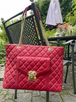 Moschino Tasche rot gold gesteppt Bayern - Rettenbach Vorschau