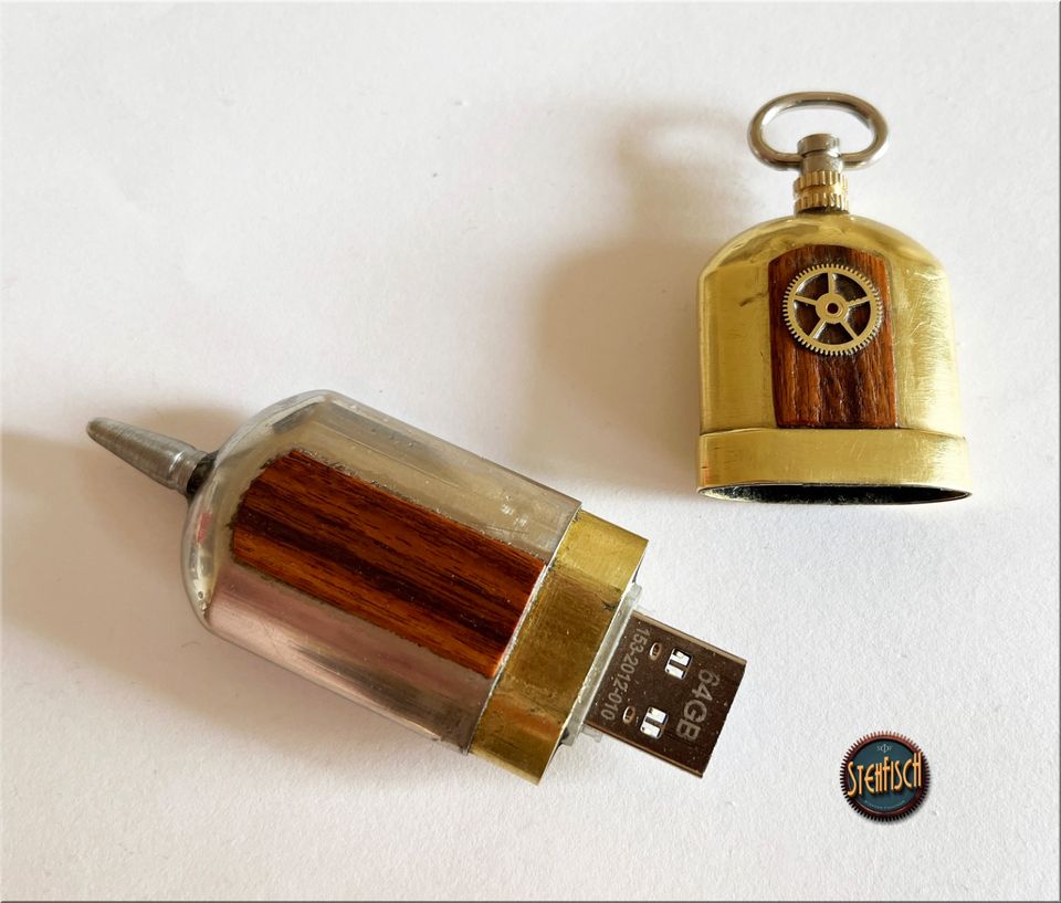 Steampunk USB-Stick 64gb "Carrier64" in Egelsbach