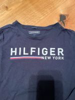 Tommy Hilfiger Langarmshirt Shirt Gr 128 dunkelblau wie neu Nordrhein-Westfalen - Kerpen Vorschau