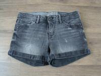 EDC by ESPRIT Damen Hose Shorts Jeans S 27 Bermuda HOT PANTS grau Nordrhein-Westfalen - Menden Vorschau