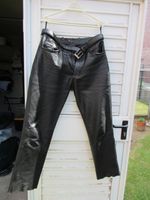 Schwarze Leder-Motorradhose für Damen Gr. 36 Nordrhein-Westfalen - Borken Vorschau