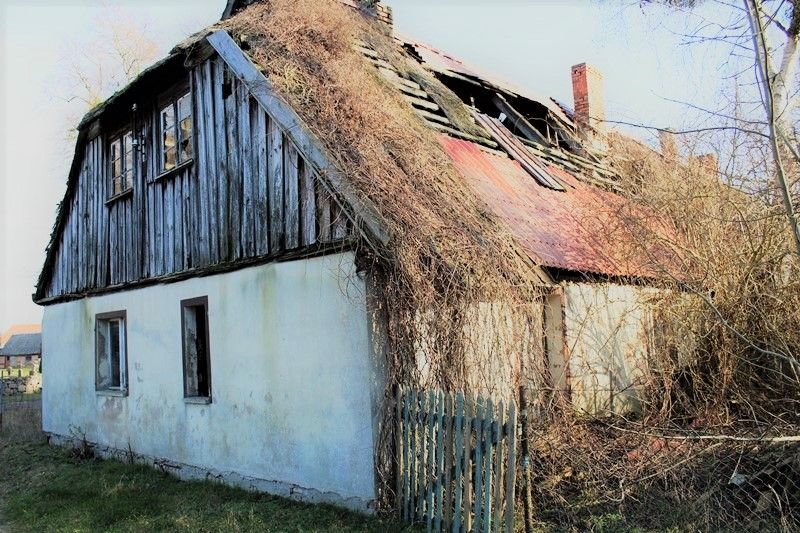 Abrisshaus auf großem Grundstück bei Anklam in Spantekow