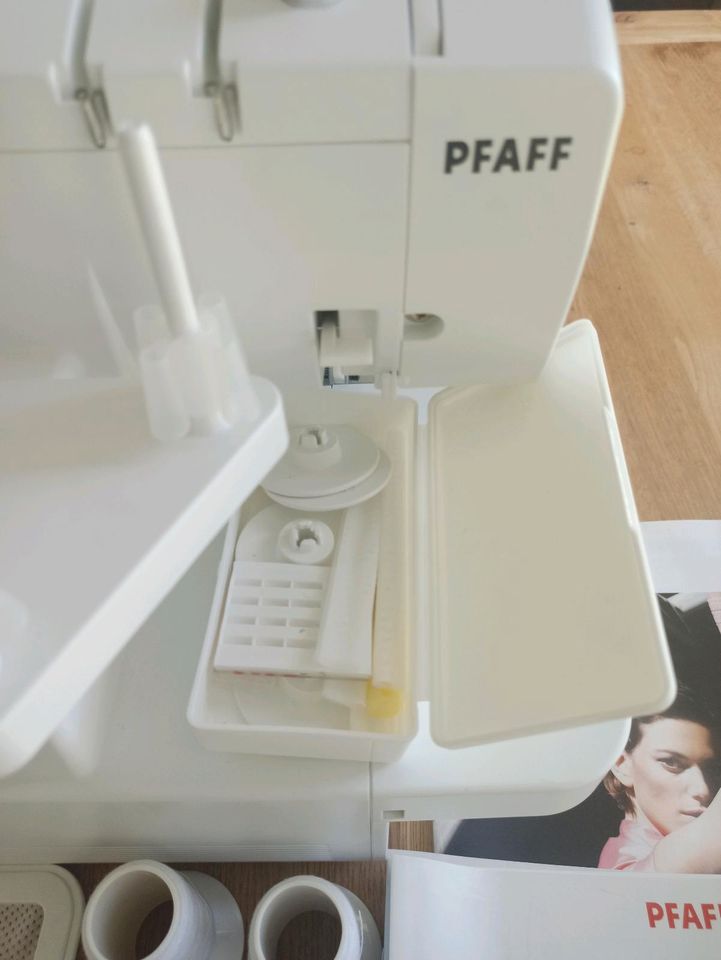 PFAFF hobbylock 2.0 Overlock Nähmaschine weiß in Selters