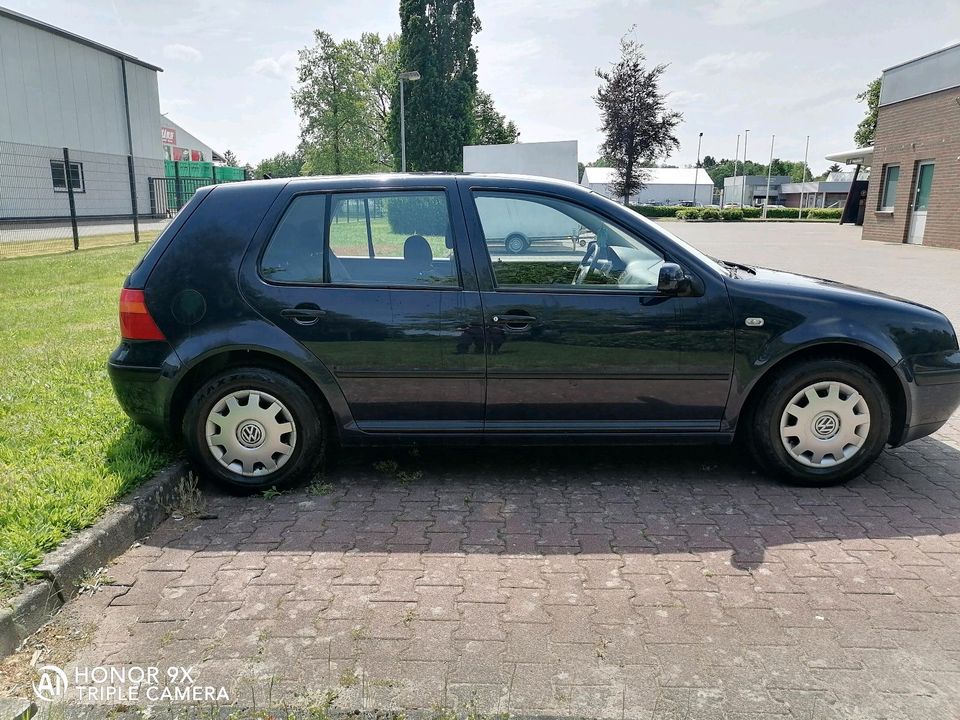 Volkswagen Golf 4 1.4 in Barßel