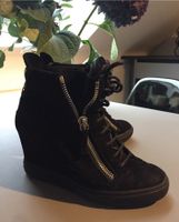 Giuseppe Zanotti Sneaker mit Keilabsatz Gr.38 Düsseldorf - Mörsenbroich Vorschau