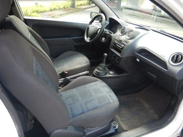 Ford Fiesta 1.4 TDCi Kasten LKW in Berlin