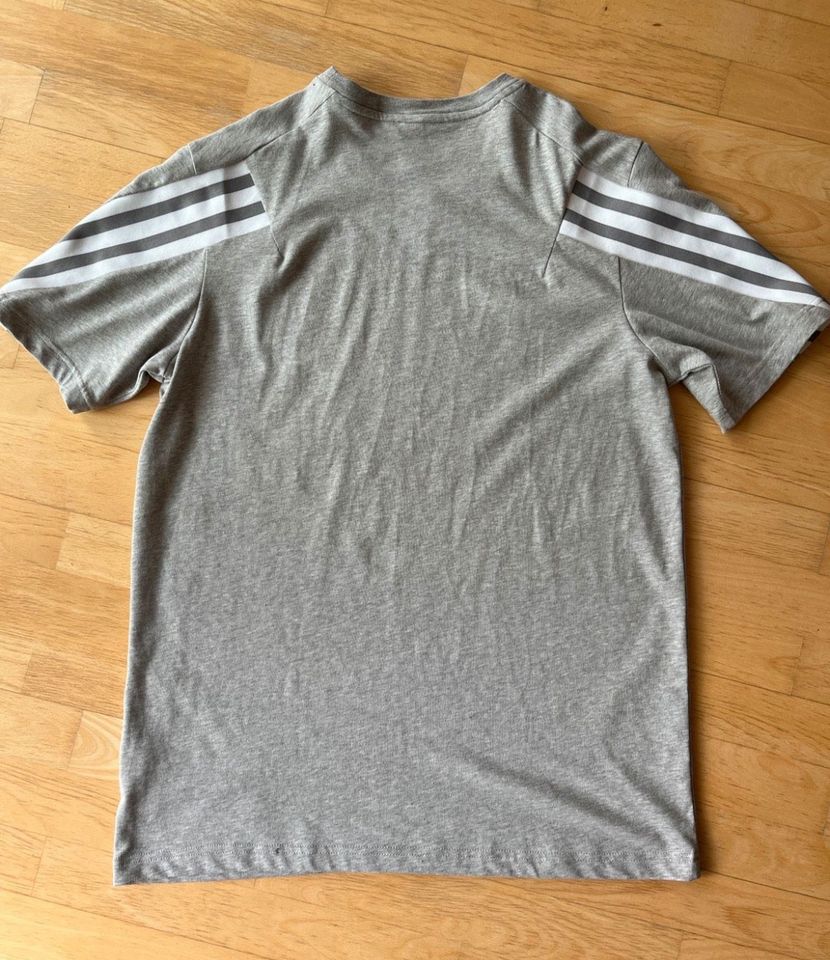 Adidas T-Shirt, Größe M, neu in Falkensee