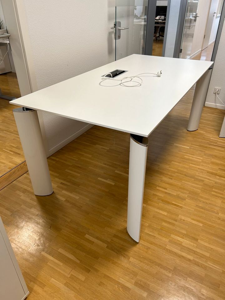 Schreibtisch weiß in Stuttgart