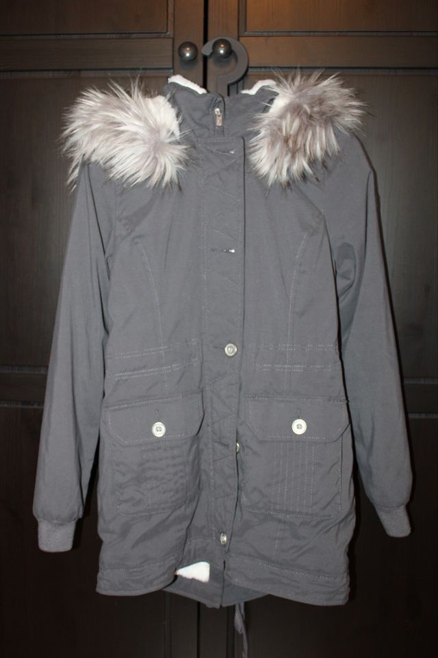 Hollister***XS****Damen***Winterjacke***Parka in Salzweg