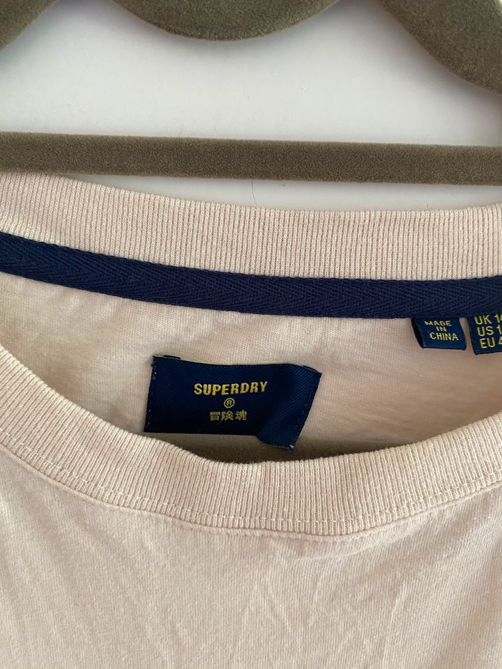 Neues T-Shirt von Superdry Gr.42 in Lübeck