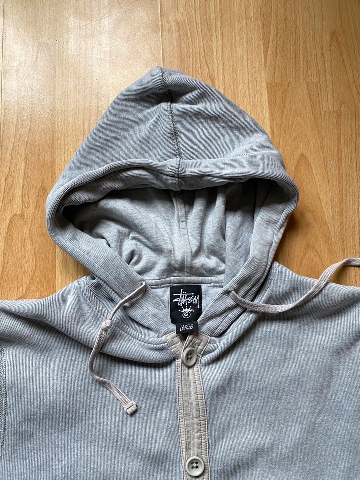 Stussy L cardigan Hoodie Sweatshirt button Down street wear dick in Berlin