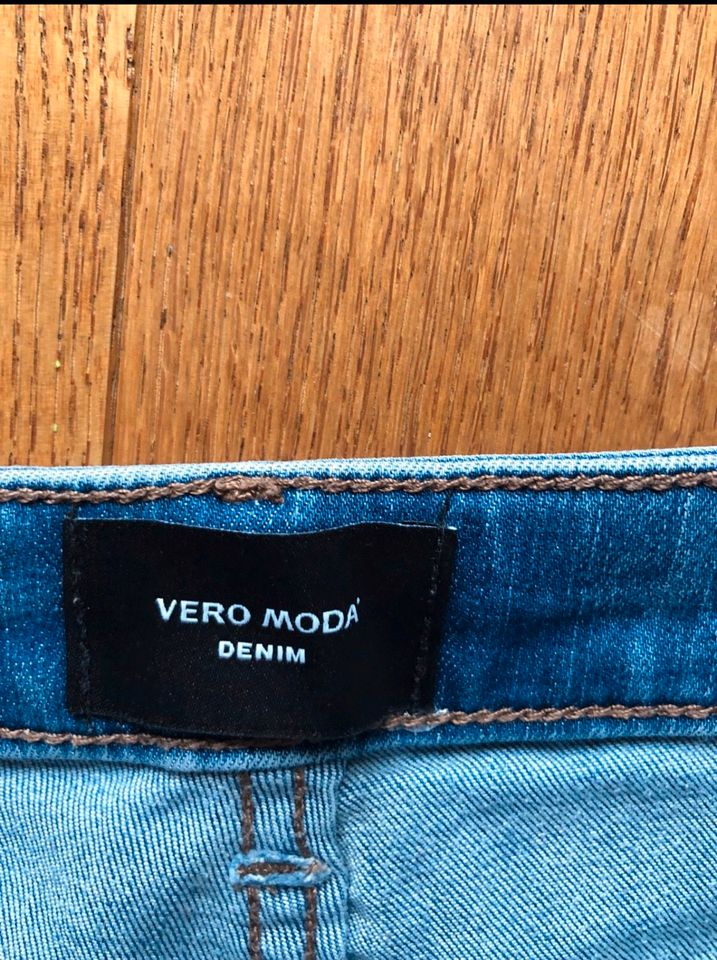 Vero Moda Jeans VMSOPHIA HR SKINNY Gr.XS/32 *wie neu* in Kiel