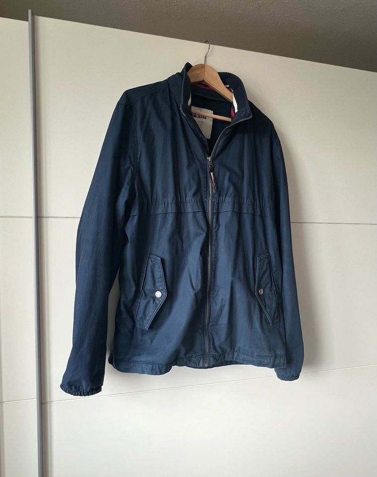 Tommy Hilfiger Jacke Übergang Stoffjacke in Dresden