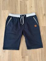 Short ,Dunkelblau Top Zustand.Gr L Düsseldorf - Stadtmitte Vorschau