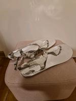 Original Michael Kors Sandalen silber neuwertig!!! Nordrhein-Westfalen - Grevenbroich Vorschau