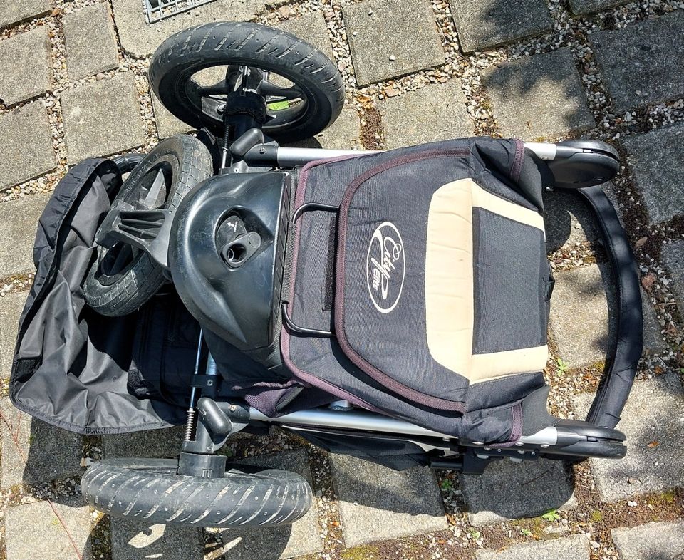 Kinderwagen/ - Buggy  "Baby Jogger - City Elite" in Trostberg