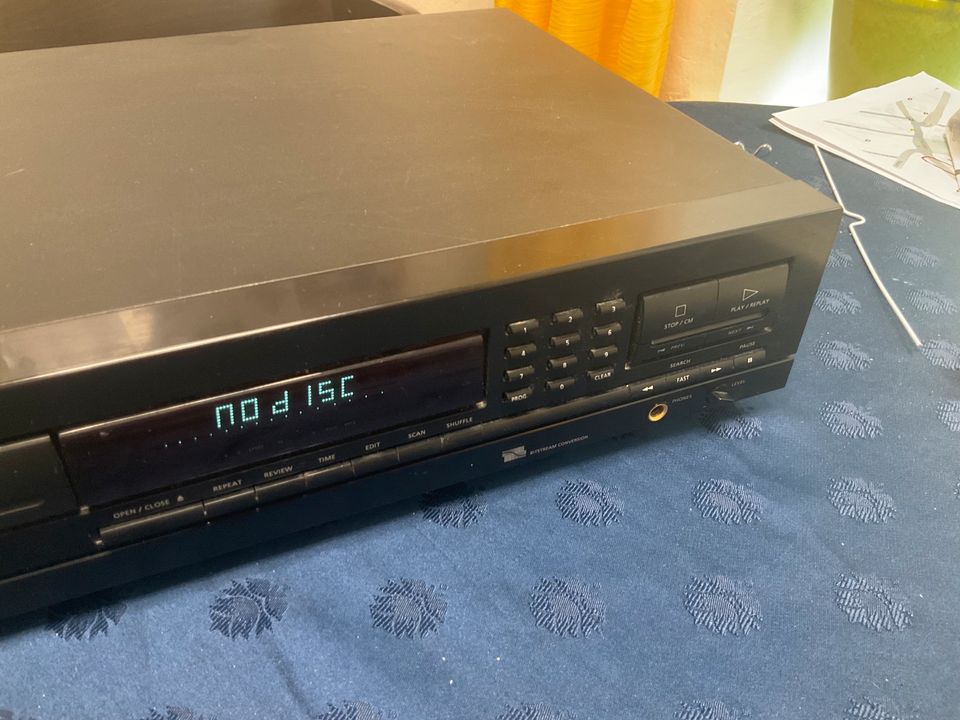 Philips Compact Disc Player CD 732 in Achim