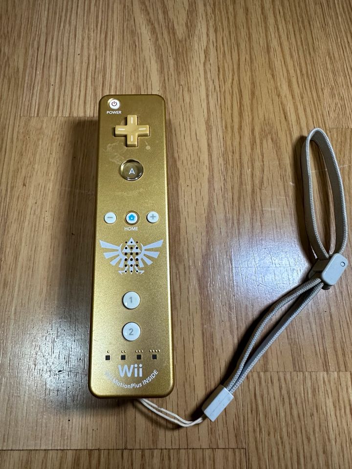 Nintendo Wii U Controller Sonderedition Zelda Skyward Sword Gold in Garching b München
