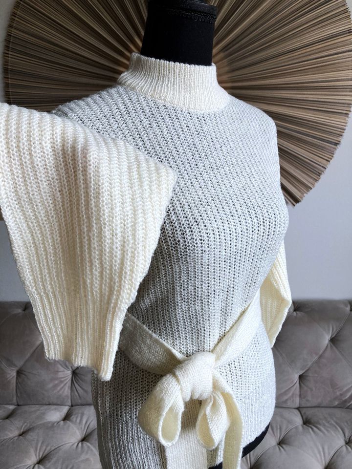 TOP! Weicher Strickpullover Gr. 38 Pullover mit Taillenband Creme in Berlin