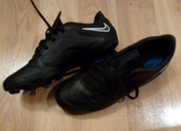 Fußballschuhe Teppen NIKE TIEMPO Größe EUR 39 Brandenburg - Brandenburg an der Havel Vorschau