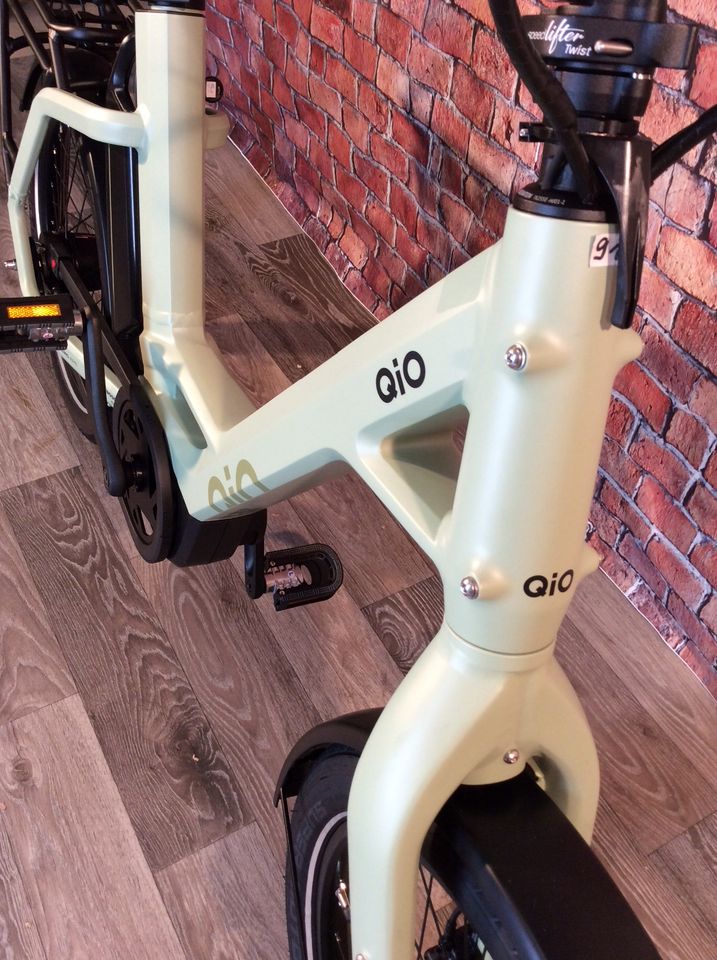 QIO Ebike Kompaktrad Eins A-8 BOSCH Aktiv+ 400Wh Akku 20" Alu NEU in Munster