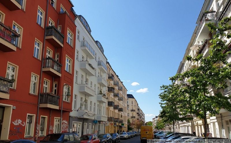 Rented apartment as an investment in the neighborhood of Boxhagener Platz in Berlin