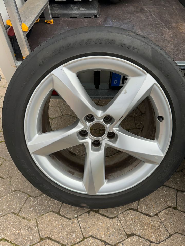 4x komplett Räder Audi SR Alu 255 45R19 104Y Pirelli PZERO, in Oberasbach