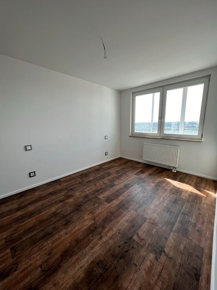 NEU sanierte 2 ZKB Wohnung mit tollem Blick über Augsburg ohne KÄUFER Provision in Augsburg