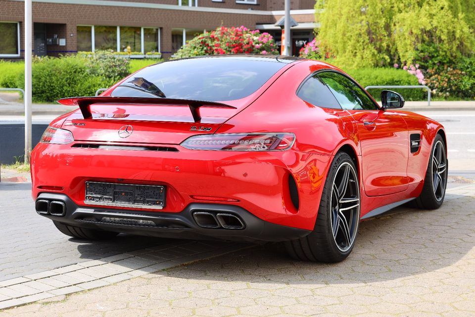 Mercedes-Benz AMG GT C mit Keramik Bremsanlage 2-te Hand in Hamburg