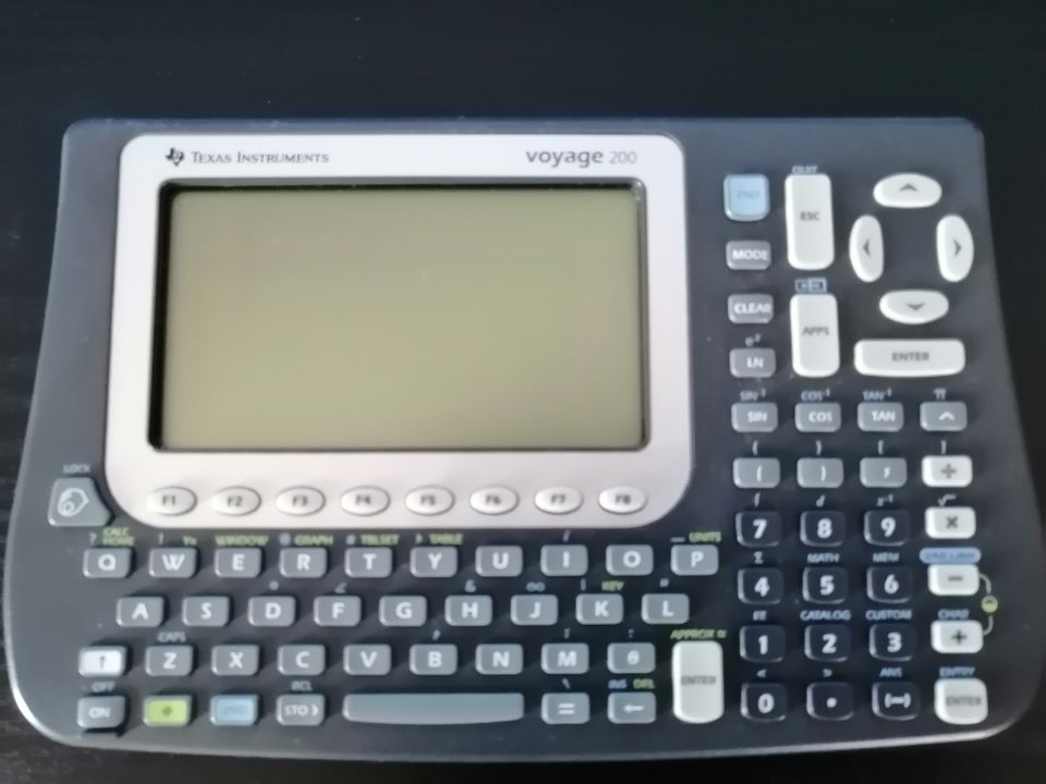 Texas Instruments  grafikfähiger Taschenrechner USB +Zubehör in Aachen