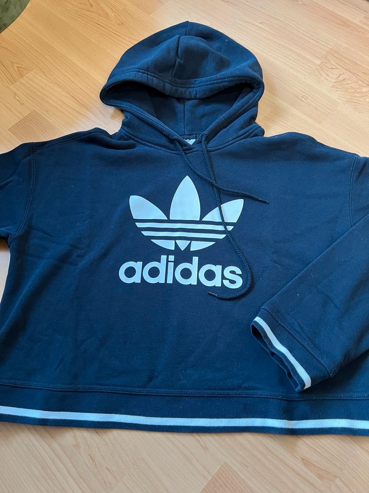 #adidas #Hoody #Kapuzenpulli #Sweatshirt #cropped #gr38/40 in Roßbach (Wied)