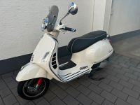 Vespa GTS 300 Super in weiß, inkl. org. Vespa Sportauspuff Nordrhein-Westfalen - Bornheim Vorschau