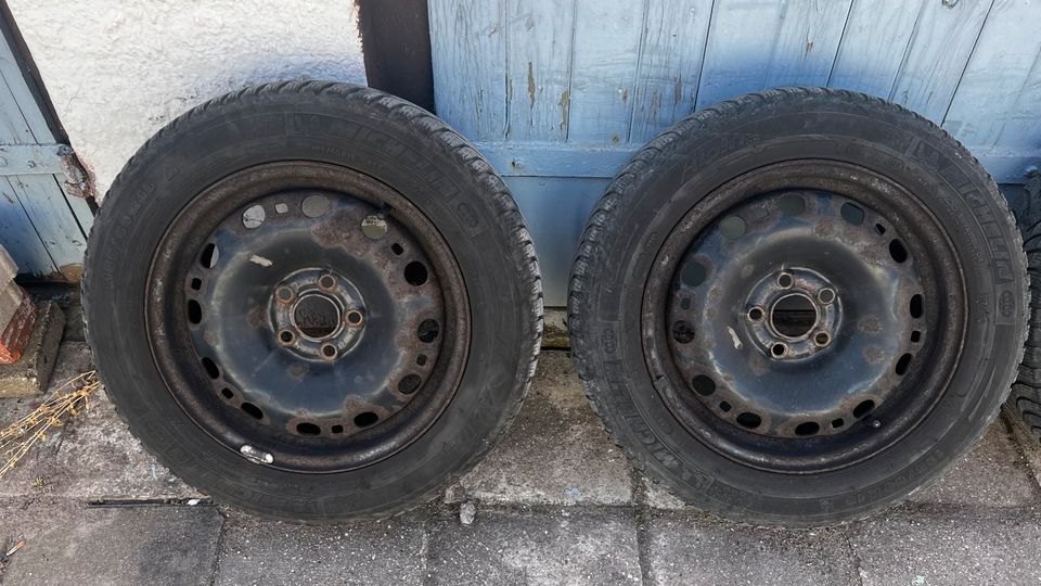 Skoda 5x110 Winterräder Satz 185/60R15 Stahl in Braunsbedra