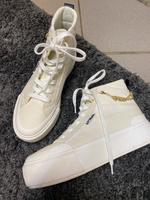 Sneaker beige Creme Plateau Gr. 40 FILA fast Neu Nordrhein-Westfalen - Niederzier Vorschau