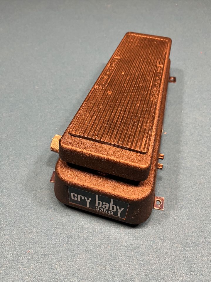Dunloy Cry Baby 535Q Multi-Wah in Amberg