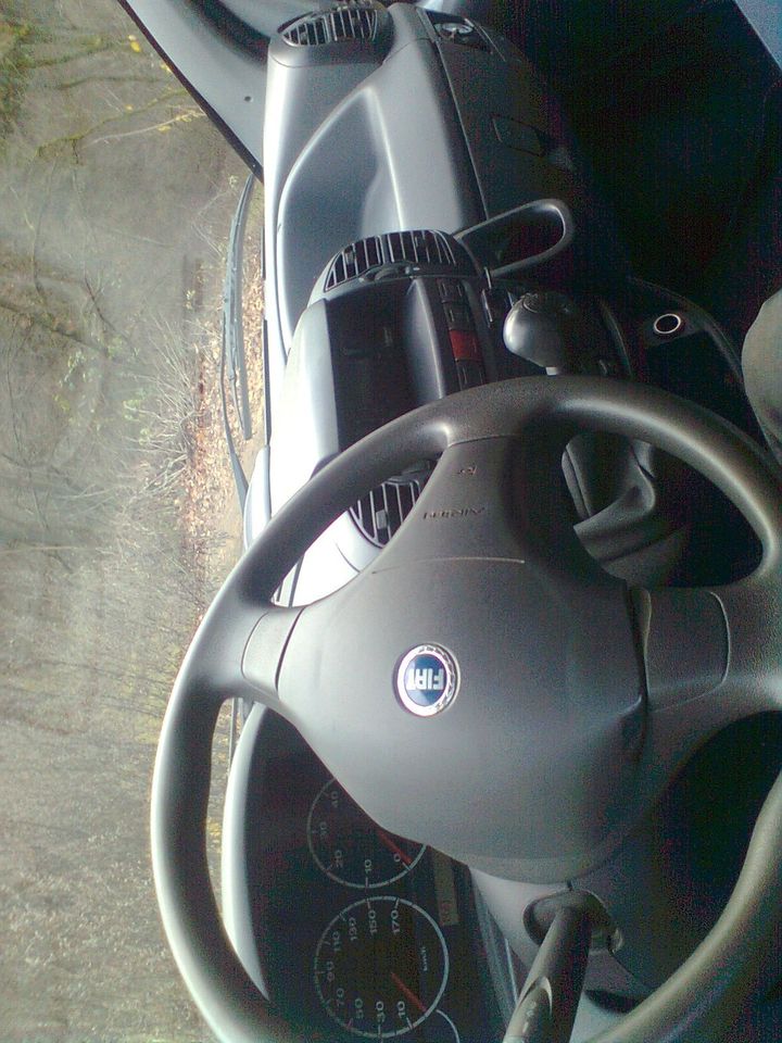 Fiat  Ducato / 6 Sitzer mit Laderaum in Detmold