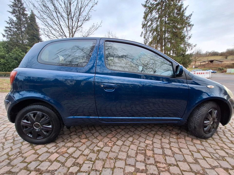 Toyota Yaris 1.3 in Gersheim