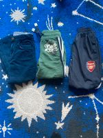 Cordhose /Sporthose/ Jogginghose Gr 110/116 Düsseldorf - Gerresheim Vorschau