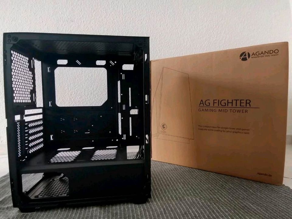 Agando AG fighter mid tower Model agt 04 in Oberhausen